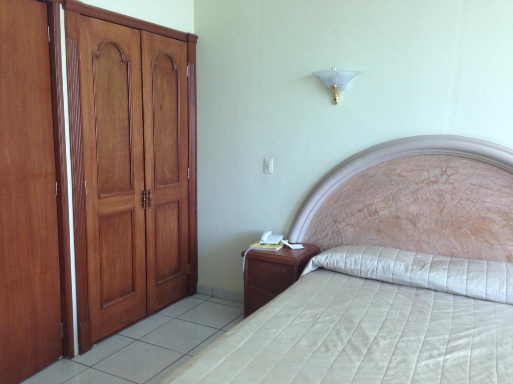 Hotel Plaza Sahuayo Ngoại thất bức ảnh