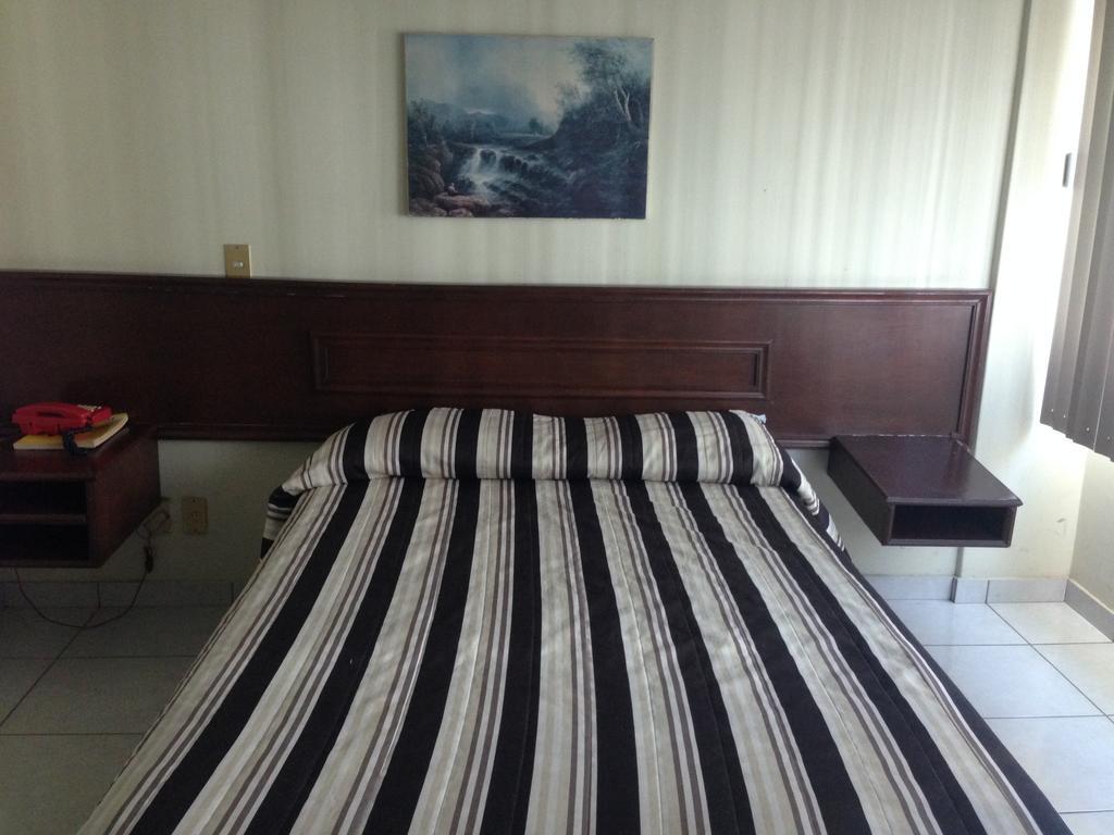 Hotel Plaza Sahuayo Ngoại thất bức ảnh
