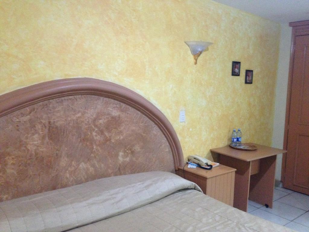 Hotel Plaza Sahuayo Ngoại thất bức ảnh