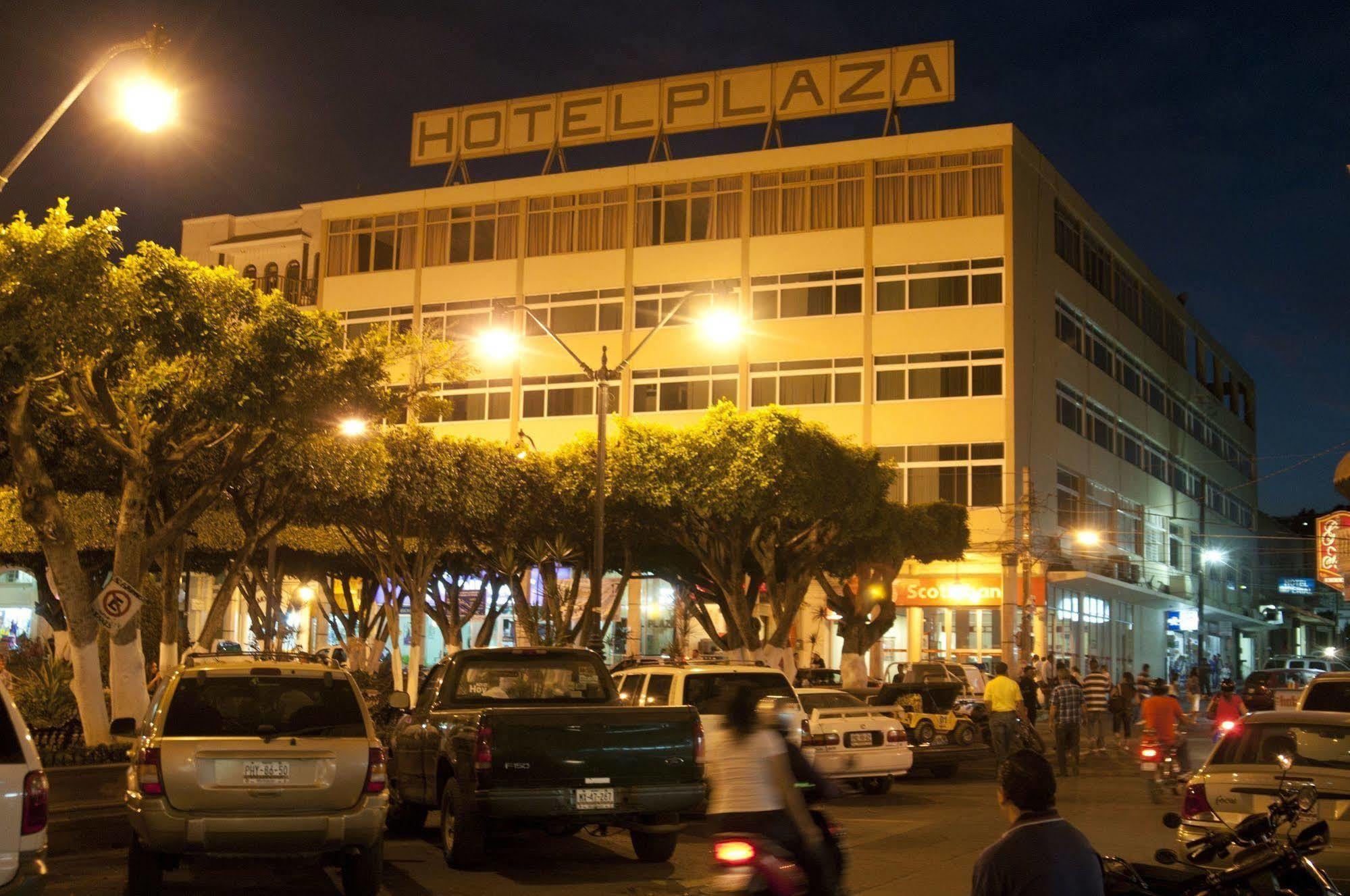 Hotel Plaza Sahuayo Ngoại thất bức ảnh