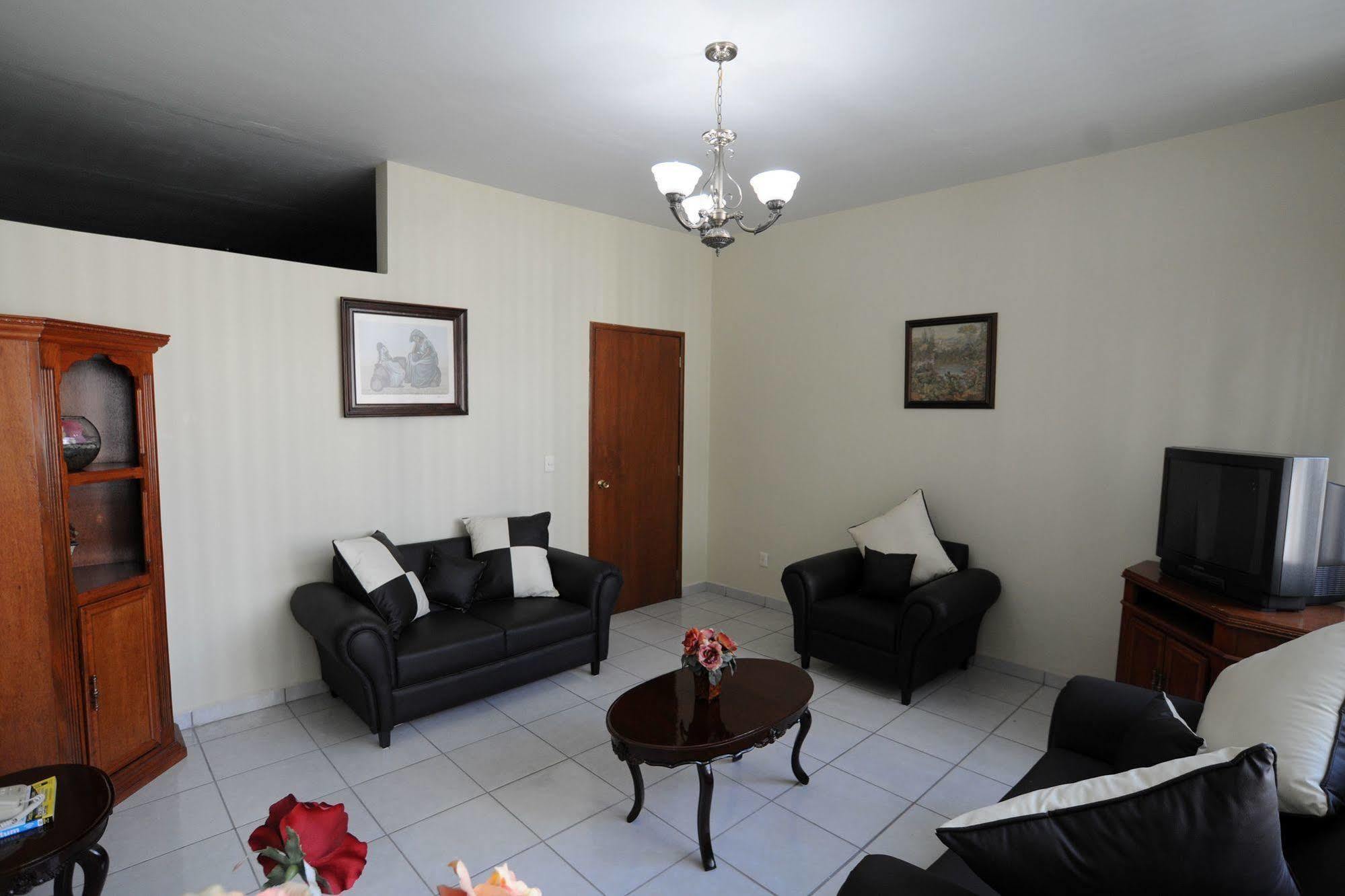 Hotel Plaza Sahuayo Ngoại thất bức ảnh