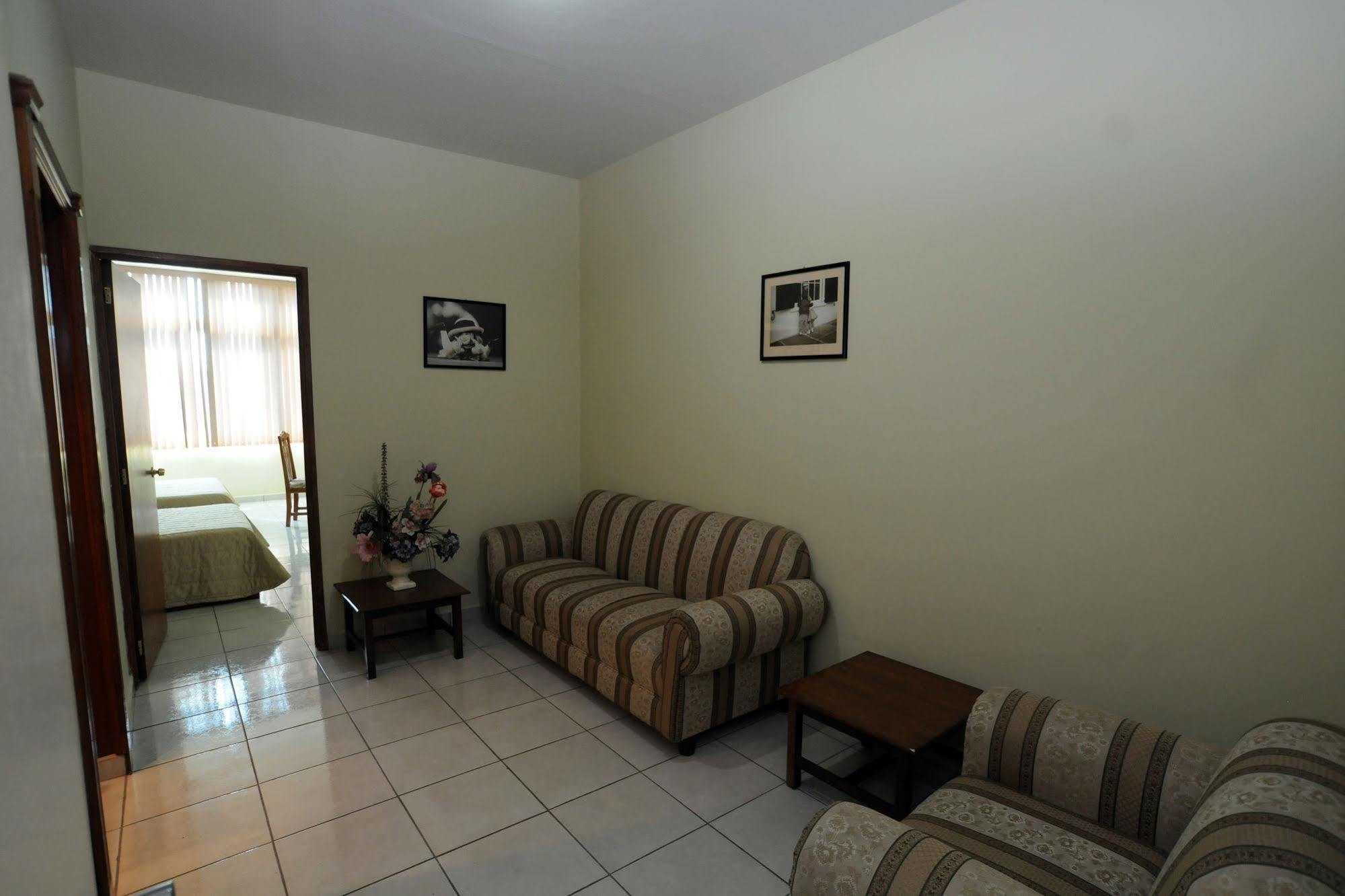 Hotel Plaza Sahuayo Ngoại thất bức ảnh